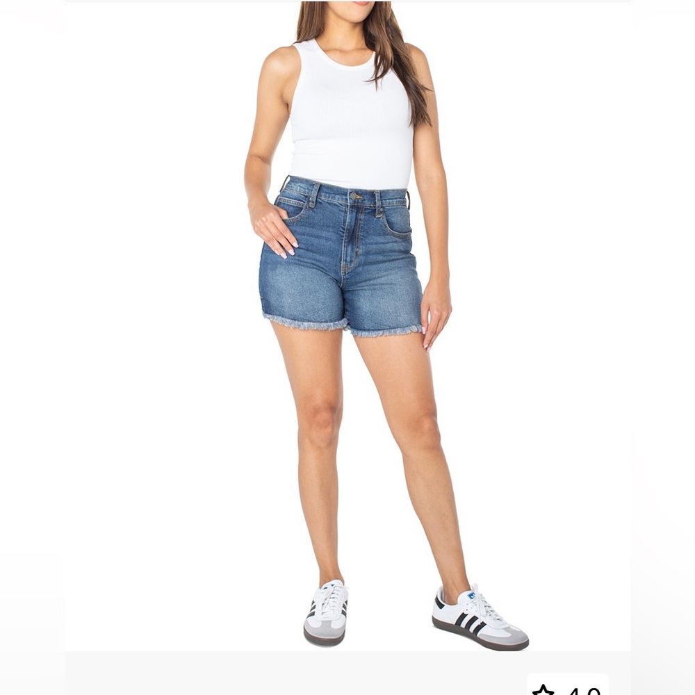 NWT Celebrity Pink Frayed Ultra Hi-Rise Juniors Denim Shorts